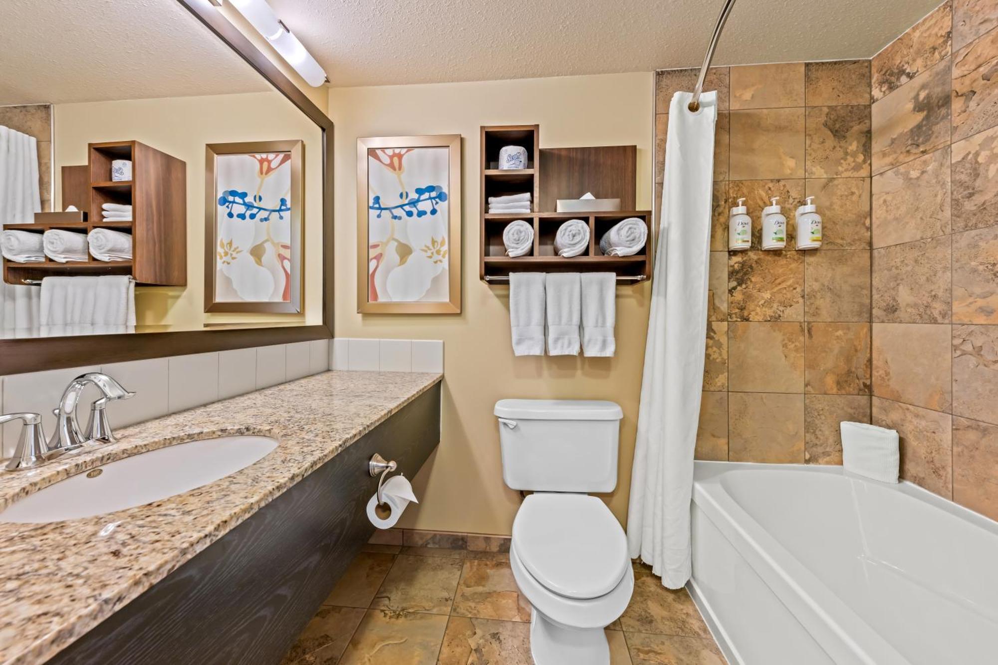 Отель Wingate By Wyndham Calgary South Экстерьер фото
